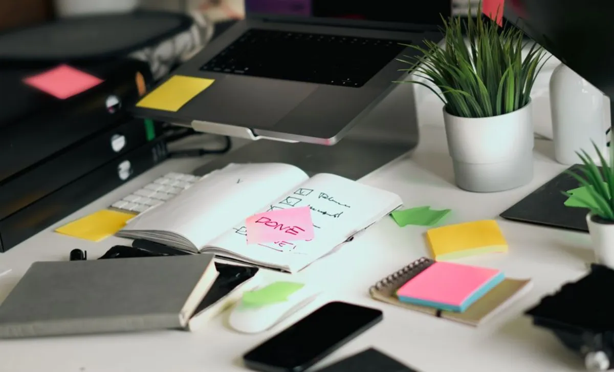 checklist desk